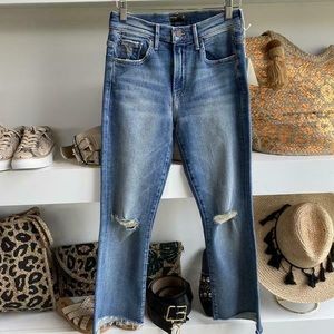 NWOT Mother The Inside Crop Step Fray Jeans Siz…